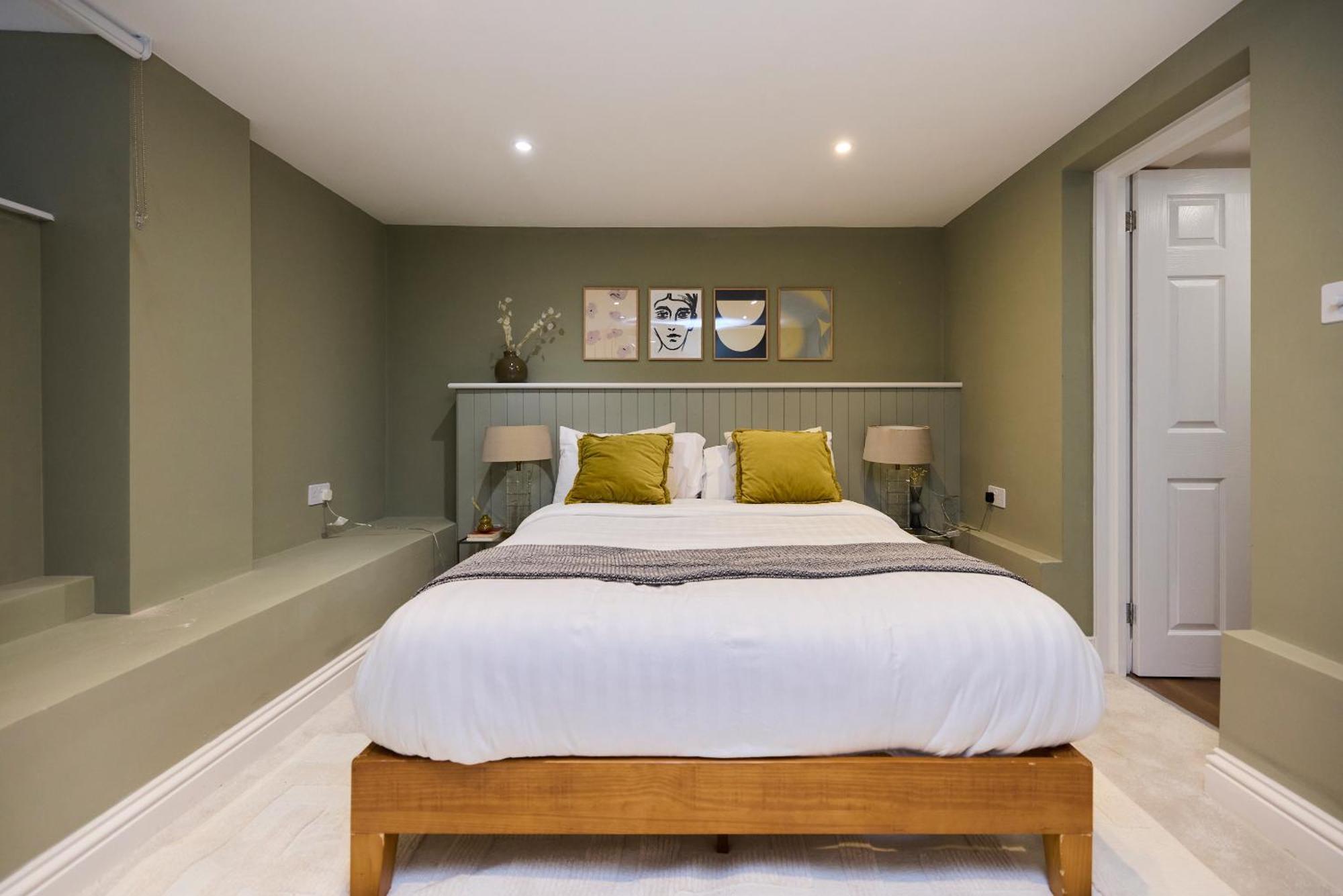 The Brondesbury Park - Sparkling 3bdr Flat With Garden Apartment